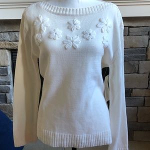 NWT New York and Company cream sweater with floral pattern size large